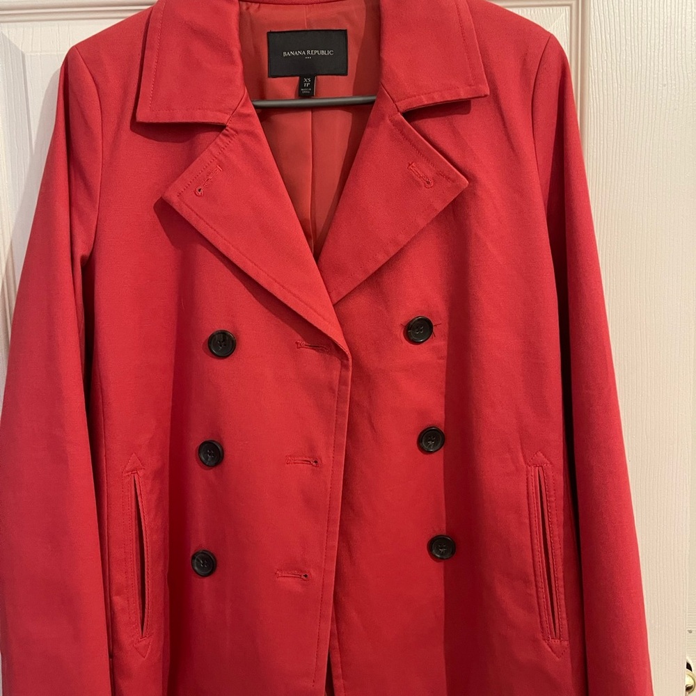 2/$50 final sale Banana Republic Women's Bold Red Trench Coat XS